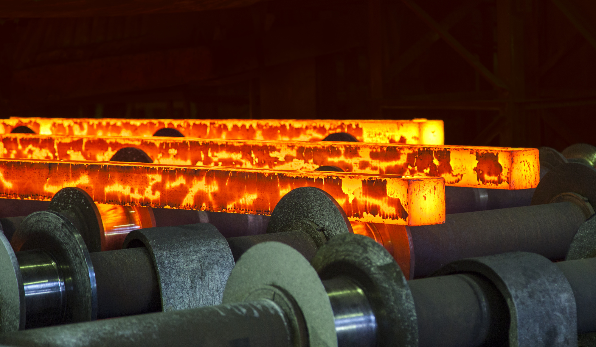 hot stell slabs on stell mill conveyor